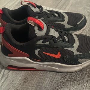 Nike Kids Black and Orange Sneakers